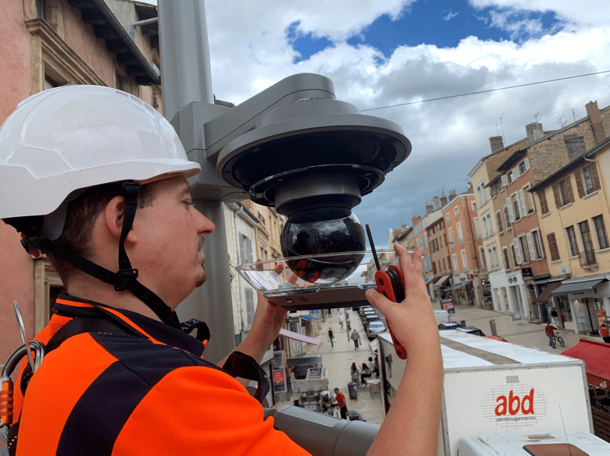 Installation caméras dôme - Sûreté